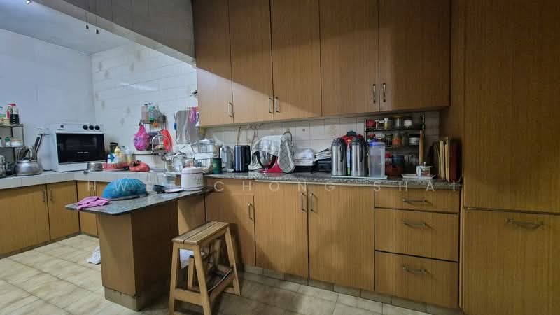 2-storey Terraced House for Sale in Taman Seputeh (Seputeh) - Hwee Chong Shai - Kitchen - PropertyGuru.com.my