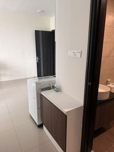Service Residence for Sale at Molek Regency - Ee Fong Toh - Interior - PropertyGuru.com.my