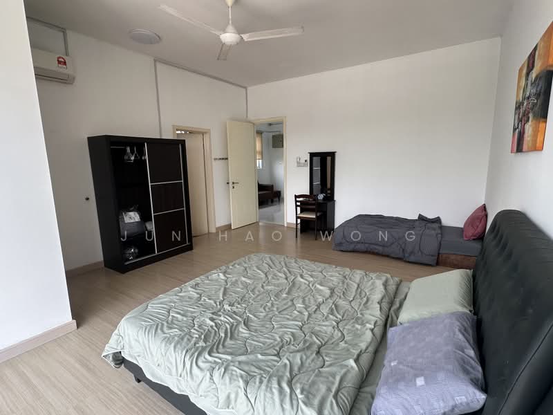 4-storey Terraced House for Rent in Taman Bukit Cheras (Cheras) - Jun Hao Wong - PropertyGuru.com.my