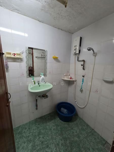 1-storey Terraced House for Sale in Taman Century (Johor Bahru) - Ee Fong Toh - PropertyGuru.com.my
