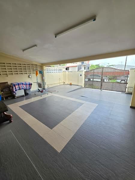 1-storey Terraced House for Sale in Taman Century (Johor Bahru) - Ee Fong Toh - PropertyGuru.com.my