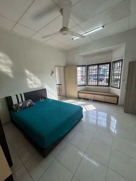 1.5-storey Terraced House for Sale in Bandar Seri Alam (Masai) - Max Lam - PropertyGuru.com.my