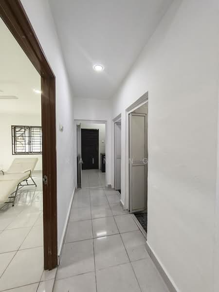 1-storey Terraced House for Sale in Johor Bahru (Johor) - Rain Ng - Corridor - PropertyGuru.com.my