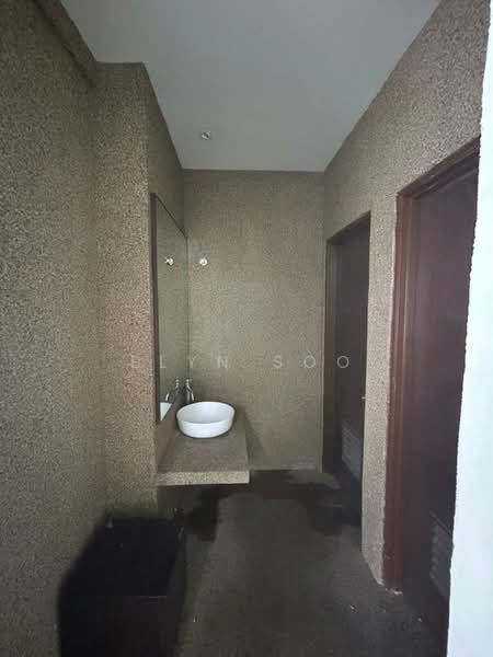 Shop / Office for Rent in Desa Sri Hartamas (Sri Hartamas) - Elyn Soo - Bathroom - PropertyGuru.com.my