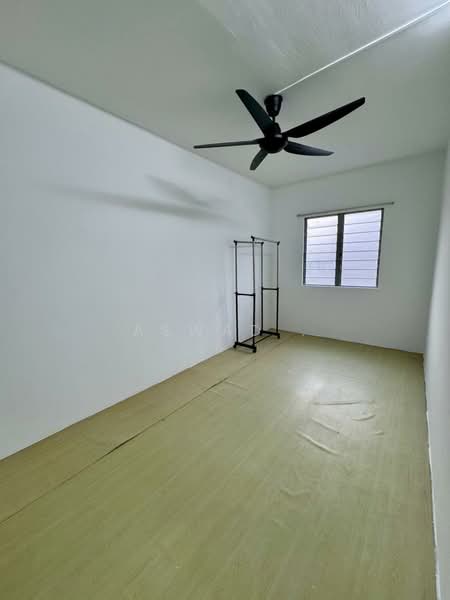 Apartment for Sale at Pinang Court 2 - Aswad . - Bedroom - PropertyGuru.com.my