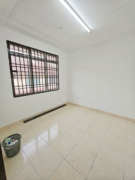 2-storey Terraced House for Sale in Taman Bestari Indah (Ulu Tiram) - Fu Guan - Interior - PropertyGuru.com.my