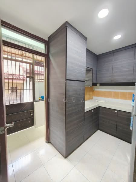 2-storey Terraced House for Sale in Taman Bestari Indah (Ulu Tiram) - Fu Guan - Kitchen - PropertyGuru.com.my