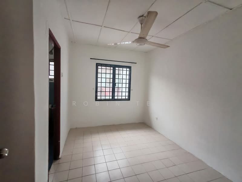 Rumah Teres 2 Tingkat untuk Dijual di Taman Putri (Kulai) - Robin Teo - PropertyGuru.com.my