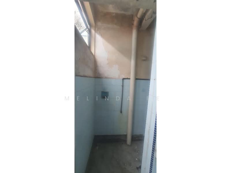 Flat for Sale at Taman Kempas - Melinda Ee - Bathroom - PropertyGuru.com.my