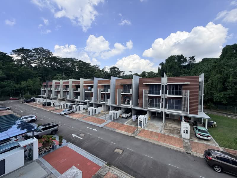 Townhouse for Sale in Petaling Jaya (Selangor) - Elaine Cheah - Exterior - PropertyGuru.com.my