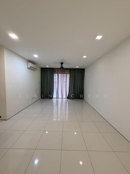 Townhouse for Sale in Petaling Jaya (Selangor) - Elaine Cheah - Living Room - PropertyGuru.com.my