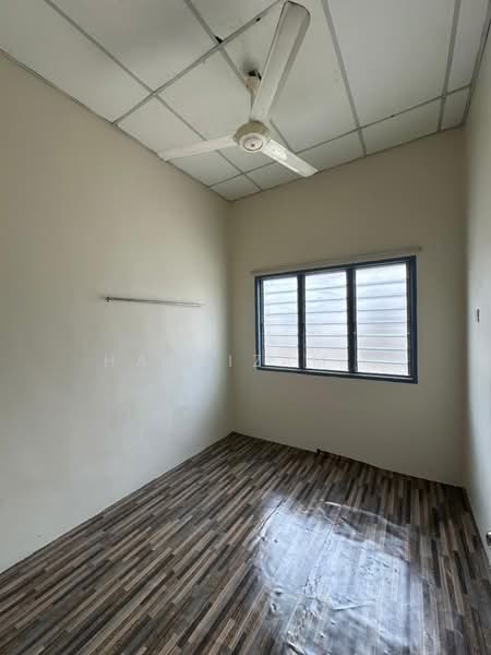 1-storey Terraced House for Sale in Taman Seri Jenaris (Tikam Batu) - Hasnizam . - PropertyGuru.com.my
