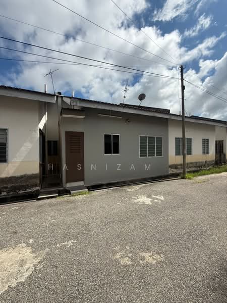1-storey Terraced House for Sale in Taman Seri Jenaris (Tikam Batu) - Hasnizam . - PropertyGuru.com.my