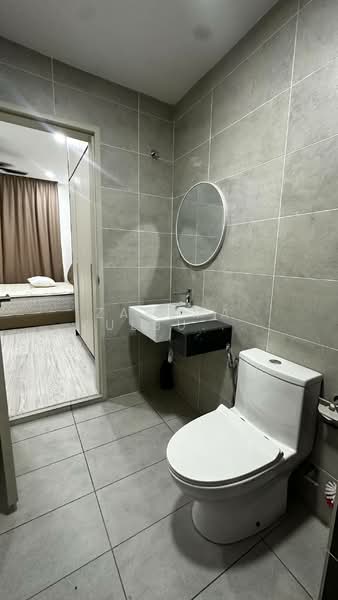 Service Residence for Sale at M Oscar - Zarema Kulbuzheva - Bathroom - PropertyGuru.com.my