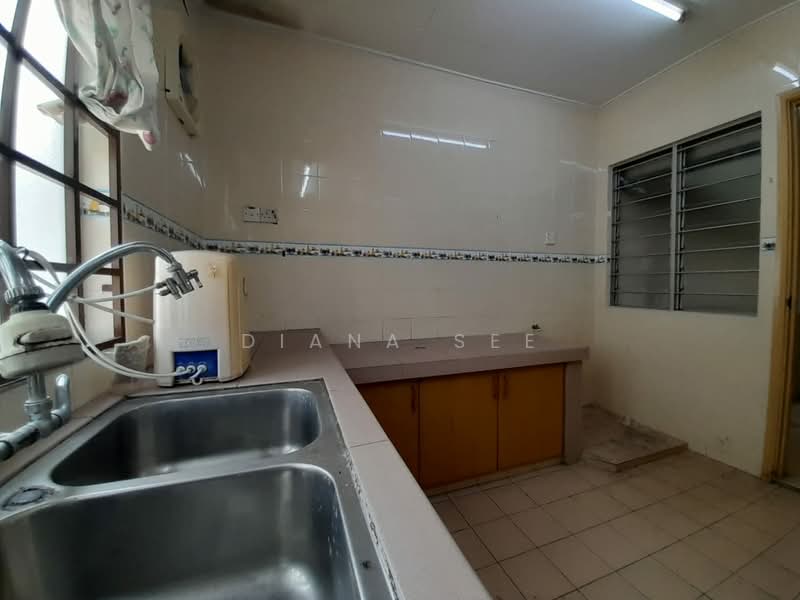 2-storey Terraced House for Sale in Bukit Rimau (Shah Alam) - Diana See - Kitchen - PropertyGuru.com.my