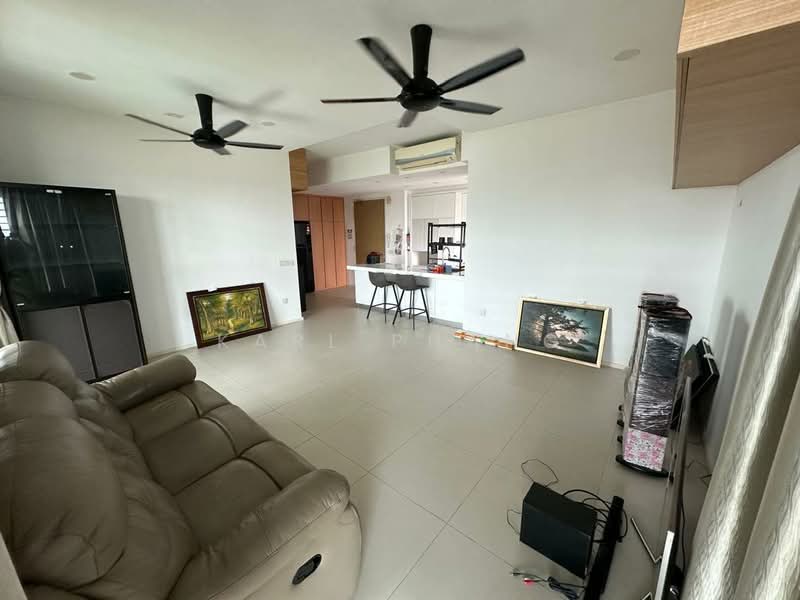 Servis Apartment untuk Dijual di Cantara Residences - Karl Phang - Living Room - PropertyGuru.com.my