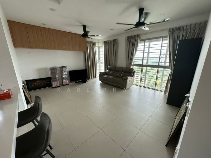 Servis Apartment untuk Dijual di Cantara Residences - Karl Phang - Living Room - PropertyGuru.com.my
