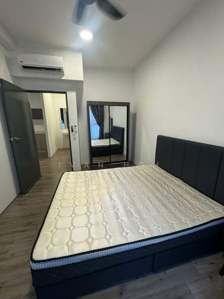 Servis Apartment untuk Disewa di Henna Residence @ The Quartz WM - Ivan Hoh - Bedroom - PropertyGuru.com.my