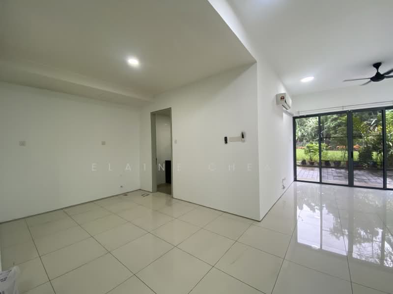 Townhouse for Sale in Petaling Jaya (Selangor) - Elaine Cheah - Living Room - PropertyGuru.com.my
