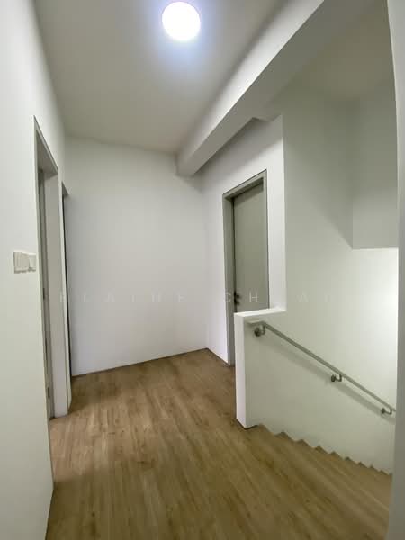 Townhouse for Sale in Petaling Jaya (Selangor) - Elaine Cheah - Corridor - PropertyGuru.com.my