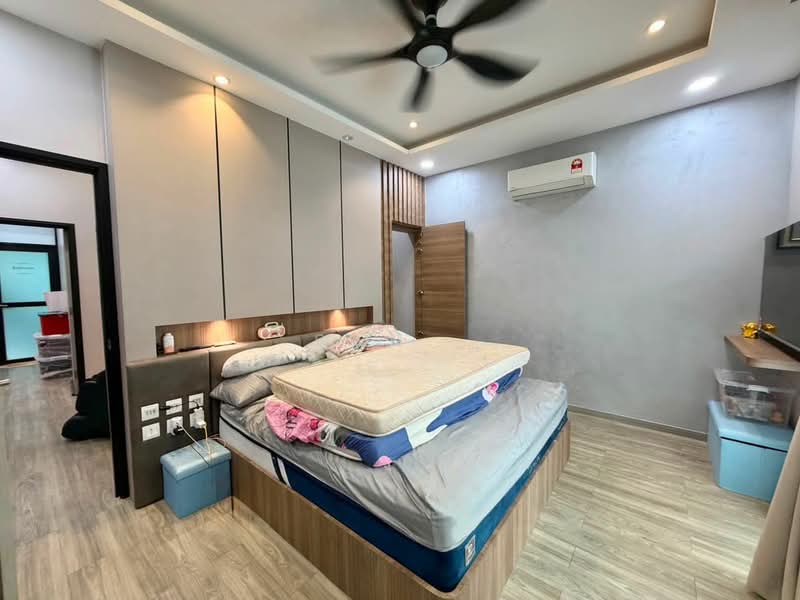 2-storey Terraced House for Sale in Bandar Seri Alam (Masai) - San . - PropertyGuru.com.my
