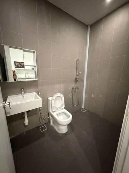 Kediaman Servis untuk Disewa di Verve Suites KL South - Lee Soo Bee - Bathroom - PropertyGuru.com.my