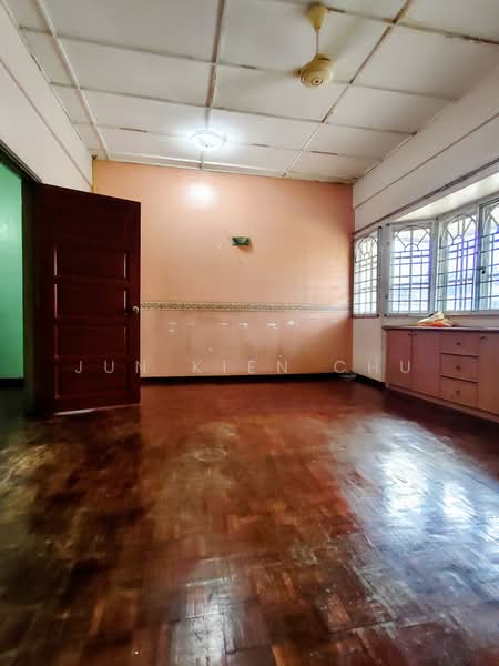 2-storey Terraced House for Sale in Taman Dagang Jaya (Ampang) - Jun Kien Chu - PropertyGuru.com.my