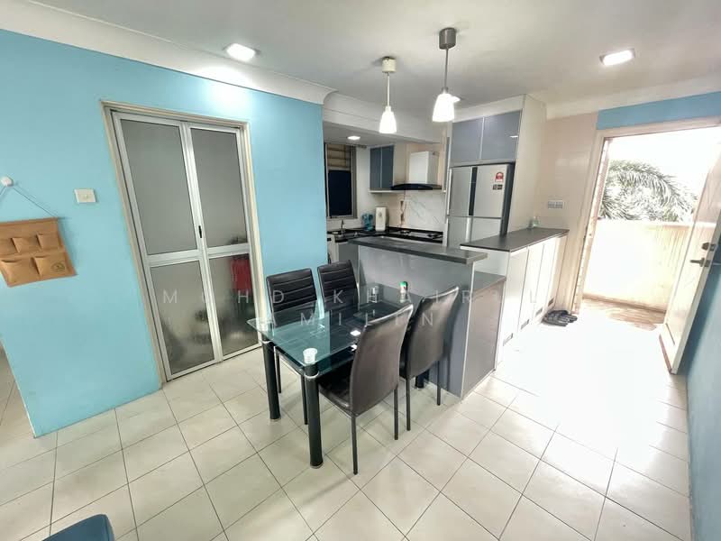 Apartment for Sale at Vistaria - Mohd Khairul Amilin - Kitchen - PropertyGuru.com.my