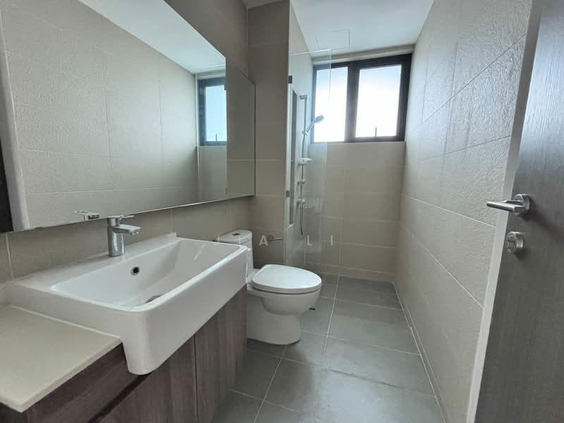 Kondominium untuk Dijual di Middleton - Jia Li - Bathroom - PropertyGuru.com.my