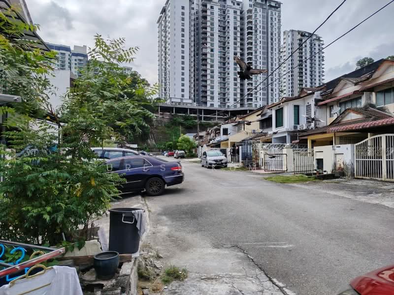 Rumah Teres 2 Tingkat untuk Dijual di BANDAR PUCHONG JAYA (Puchong) - Suresh Kumar - Exterior - PropertyGuru.com.my