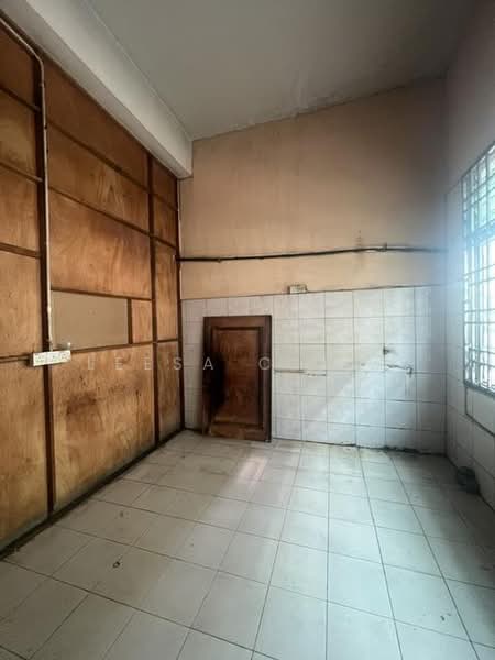 Shop / Office for Rent in Bagan Lalang (Butterworth) - Leesa Cheah - Interior - PropertyGuru.com.my