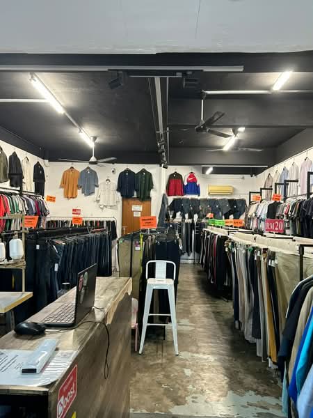 Shop for Rent in Taman Cheng Baru (Cheng) - Vito Lee - PropertyGuru.com.my