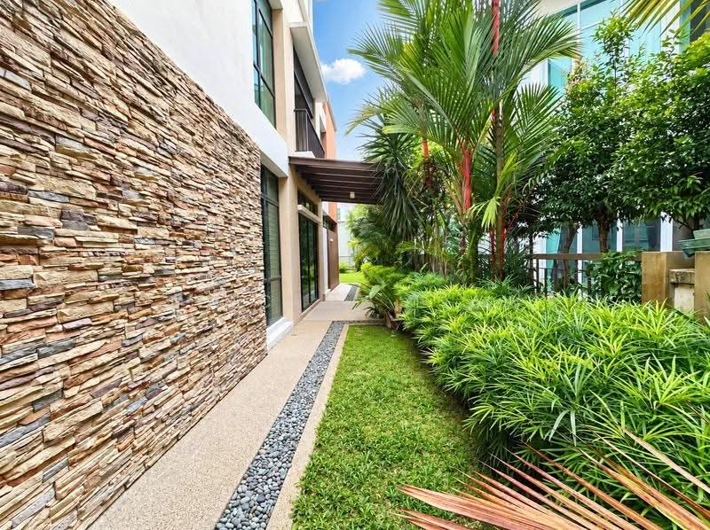Semi-Detached House for Sale in Tropicana (Selangor) - Vincent Liaw - Exterior - PropertyGuru.com.my