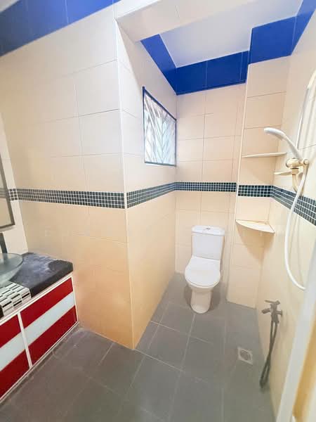 Rumah Teres 2 Tingkat untuk Dijual di Taman Wangsa Melawati (Setapak) - Luqman Ramli - Bathroom - PropertyGuru.com.my