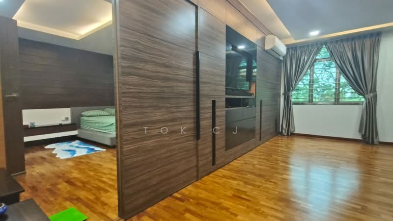 Rumah Teres 2.5 Tingkat untuk Dijual di Taman Sutera Utama (Skudai) - Tok CJ - Bedroom - PropertyGuru.com.my