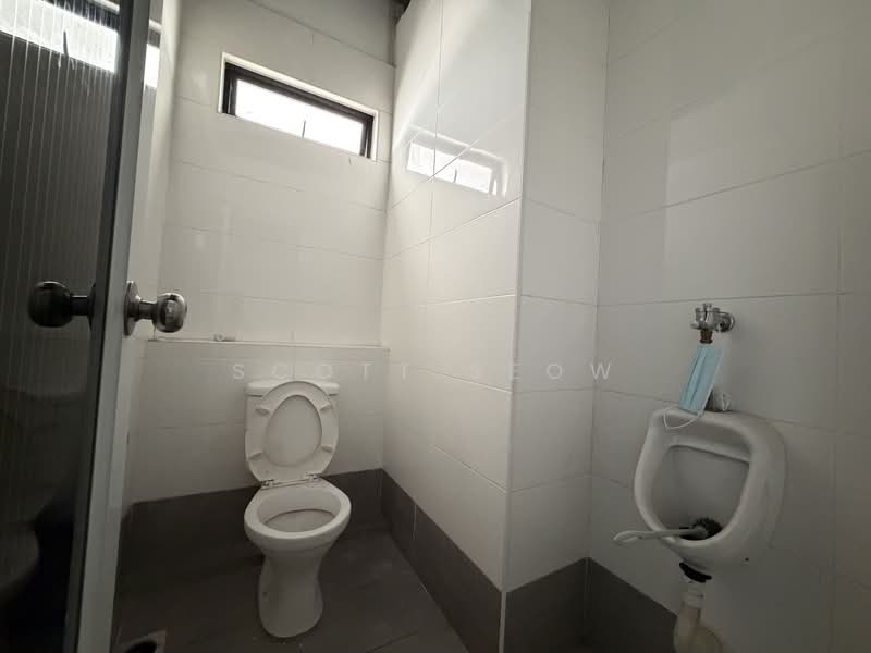 Kedai / Pejabat untuk Disewa di Juru (Penang) - Scott Seow - Bathroom - PropertyGuru.com.my