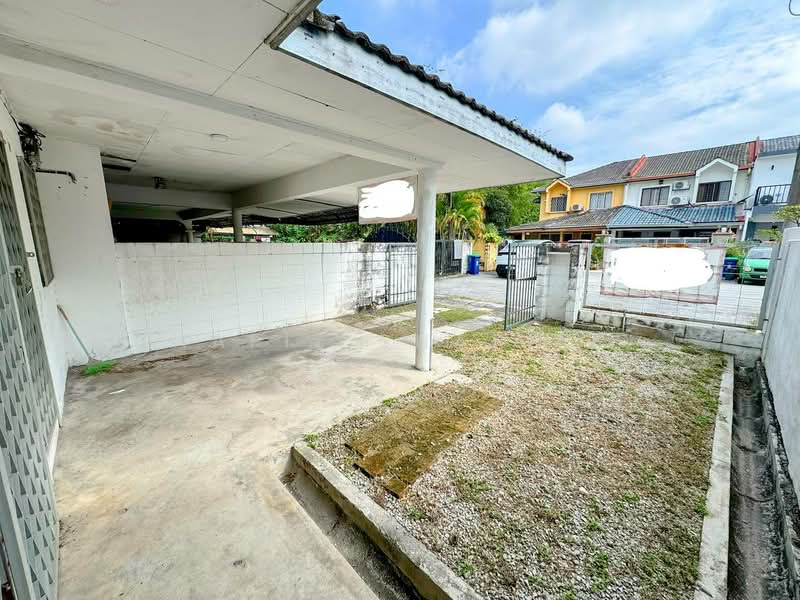 2-storey Terraced House for Sale in Sunway (Selangor) - Hafiz Shariff - Exterior - PropertyGuru.com.my