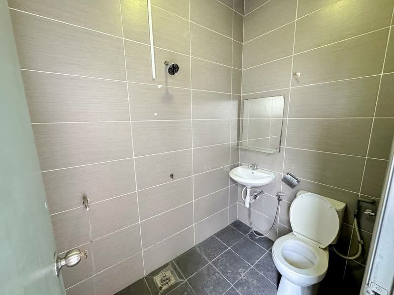 2-storey Terraced House for Sale in Sunway (Selangor) - Hafiz Shariff - Bathroom - PropertyGuru.com.my