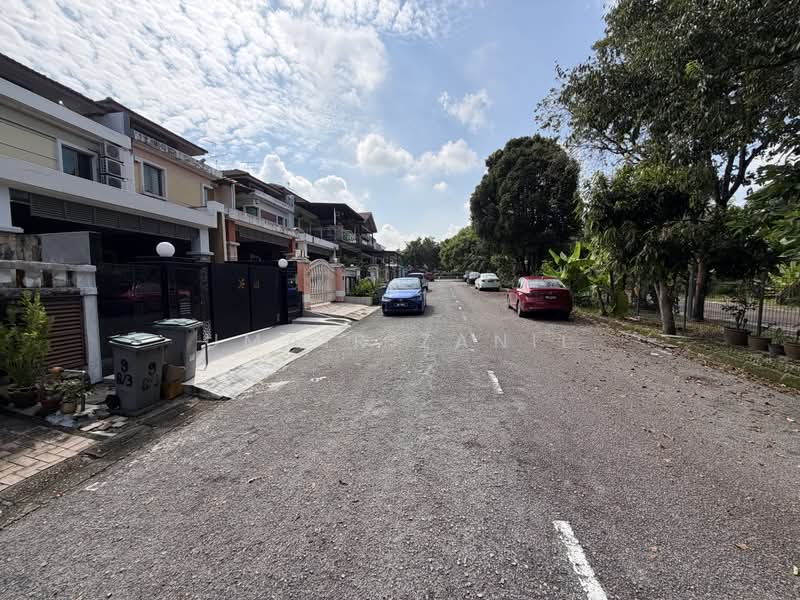 2-storey Terraced House for Sale in Taman Damansara Aliff (Tampoi) - UMAIR ZANIL - PropertyGuru.com.my