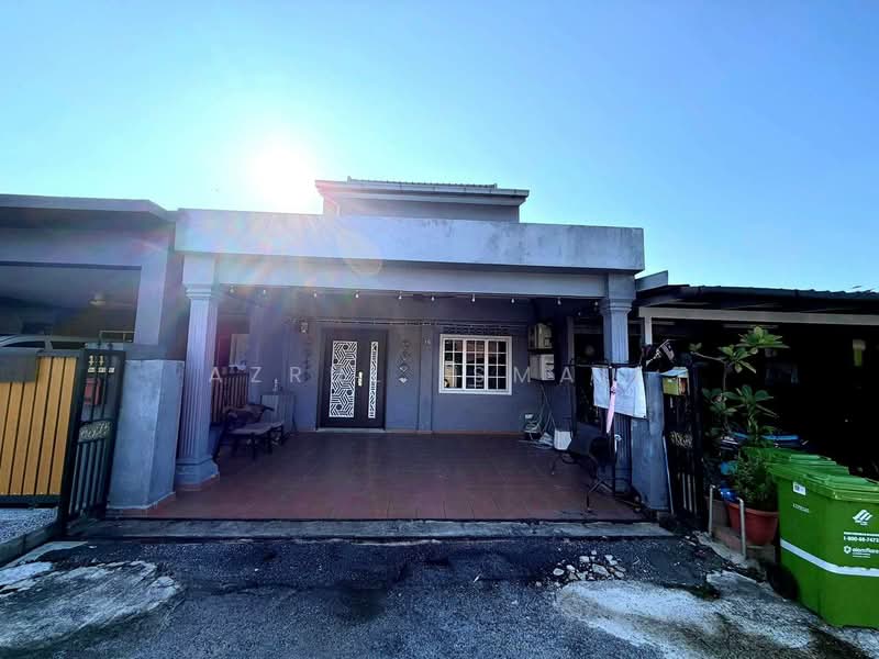 2-storey Terraced House for Sale in Ulu Kelang (Kuala Lumpur) - Azrul Ismail - Exterior - PropertyGuru.com.my