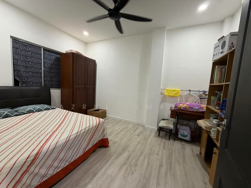 2-storey Terraced House for Sale in Ulu Kelang (Kuala Lumpur) - Azrul Ismail - Bedroom - PropertyGuru.com.my
