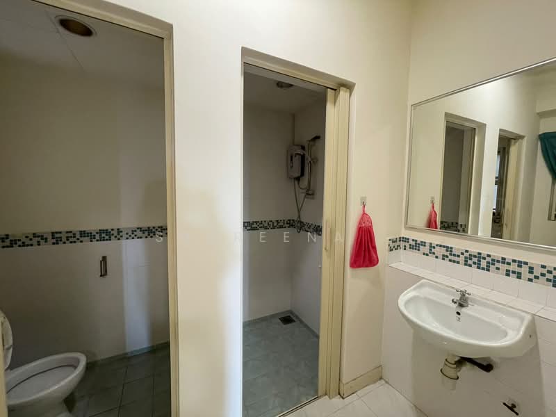 Condominium for Sale at Seri Maya Condominium - Shareena . - PropertyGuru.com.my