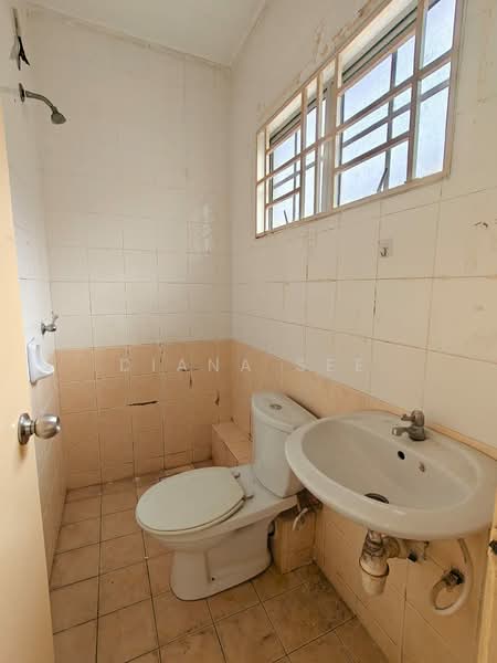 Rumah Teres 2.5 Tingkat untuk Disewa di Bandar Bukit Tinggi 2 (Klang) - Diana See - Bathroom - PropertyGuru.com.my