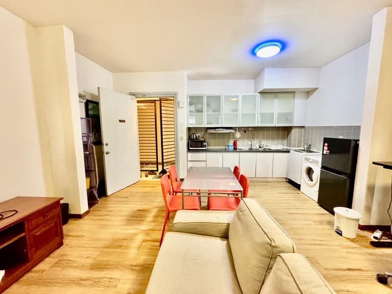 Servis Apartment untuk Disewa di Saujana Residency - Samuel Pan - Living Room - PropertyGuru.com.my