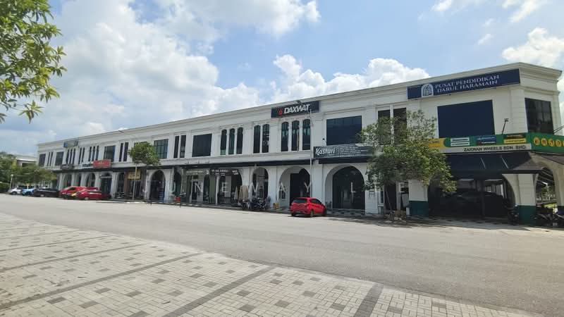 Shop for Sale in Beranang (Selangor) - Juneway Lee - Exterior - PropertyGuru.com.my