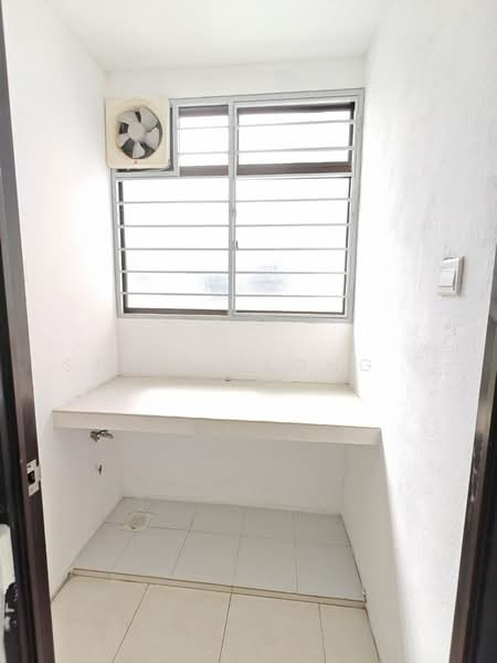 Pangsapuri untuk Dijual di Suria Ixora - Steve Leong . - PropertyGuru.com.my