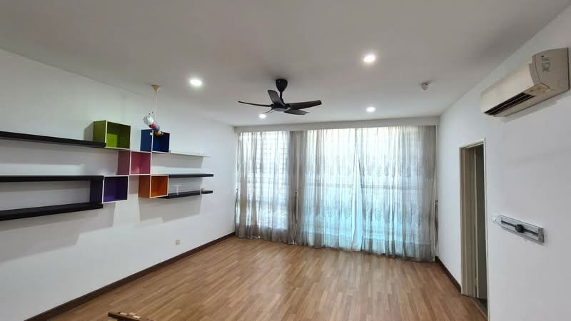 3-storey Terraced House for Rent in Cyberjaya (Selangor) - Terry Yee - Living Room - PropertyGuru.com.my