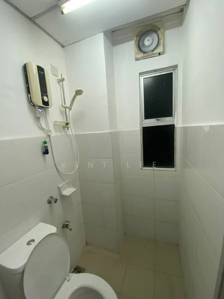 Apartment for Sale at Lodge Residence (Laman Universiti) - Kent Lee - Bathroom - PropertyGuru.com.my