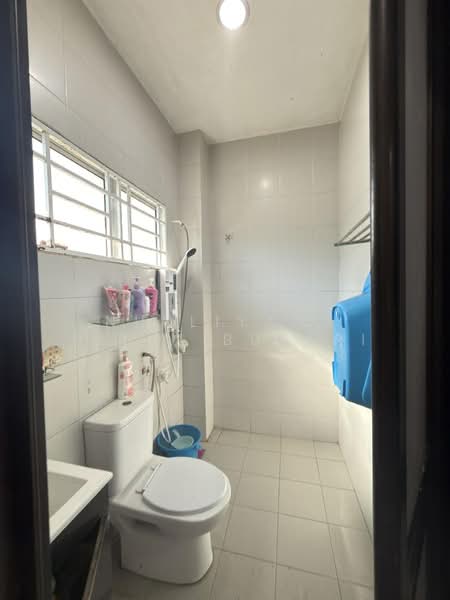 1-storey Terraced House for Sale in Elmina (Shah Alam) - Nurliyana Binti Busari - Bathroom - PropertyGuru.com.my