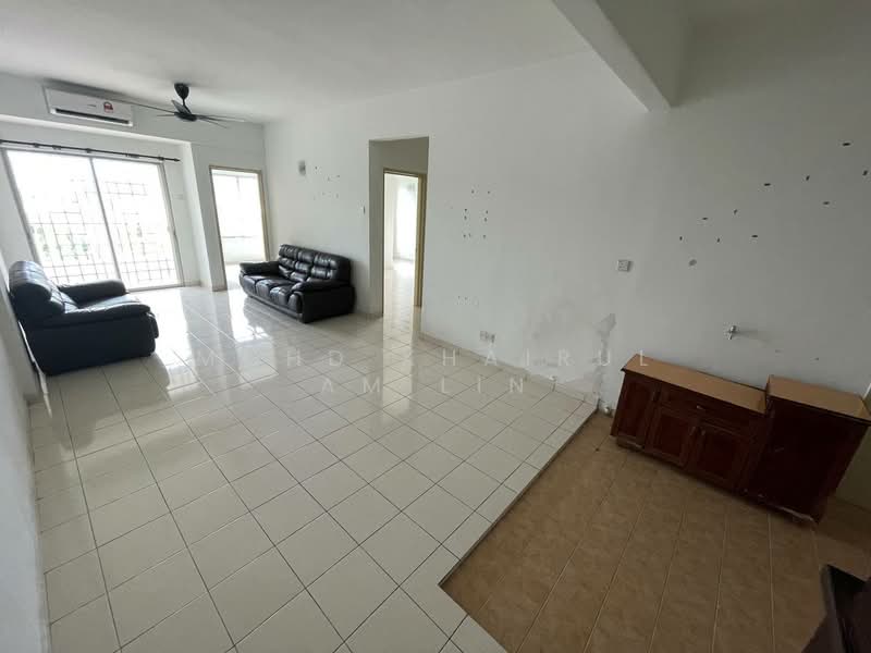Condominium for Sale at Nilam Puri - Mohd Khairul Amilin - Living Room - PropertyGuru.com.my